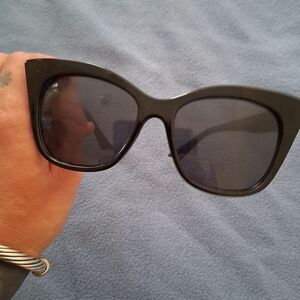 Black Cat-Eye Sunglasses